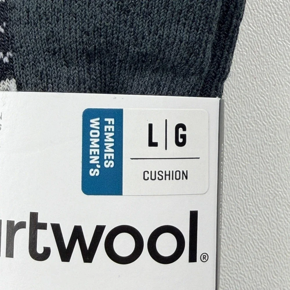 LOT of 4 Smartwool Women Large Cozy Cabin Crew Merino Wool Socks Fair Isle New